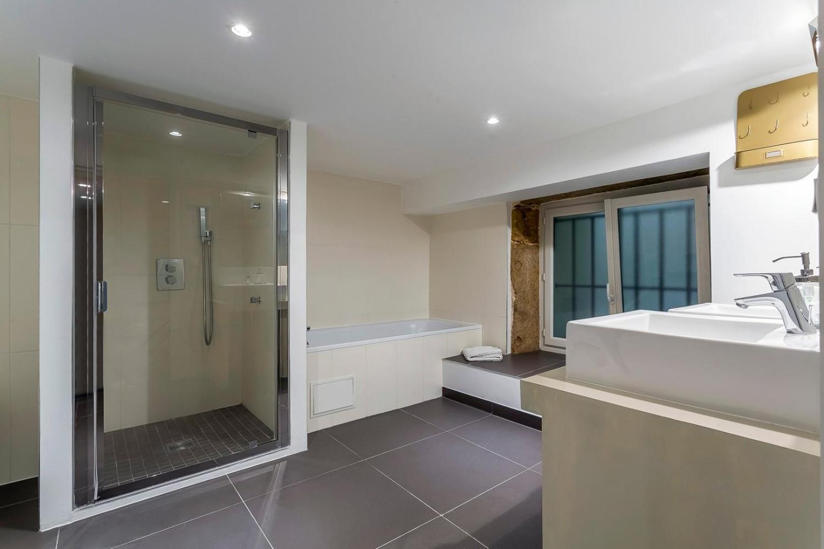 Charlie-Meublee Haut De Gamme-Duplex-260M2-Lyon 1 Bagian luar foto